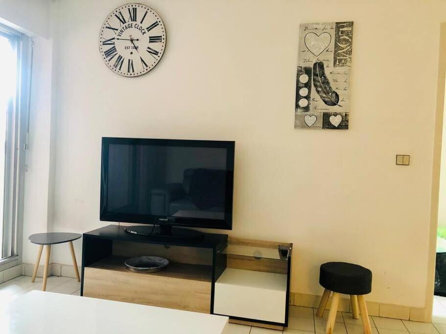 "Beausoleil" T2 lumineux, parking, clim, wifi Apartment Sète Exterior foto