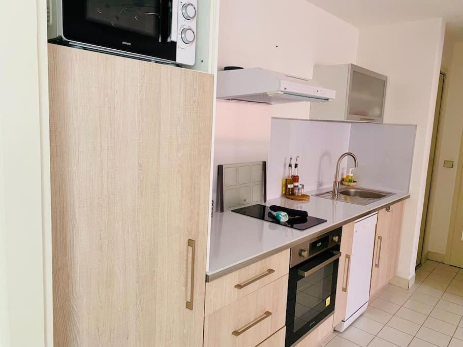"Beausoleil" T2 lumineux, parking, clim, wifi Apartment Sète Exterior foto